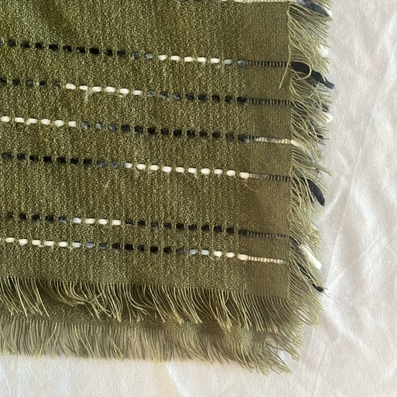 Charming Charlie Wrap - Picture 5 of 8